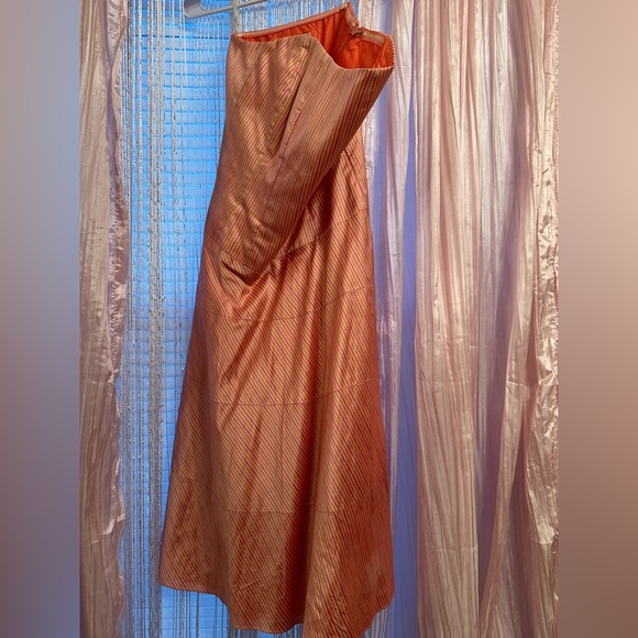 Nicole Miller - Picture 2 of 6